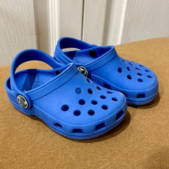 CROCS  CLOG SIZE 4 SLIDE ON BLUE  KAWAII BABIES CONFORTBLE SHOES - Picture 9 of 11
